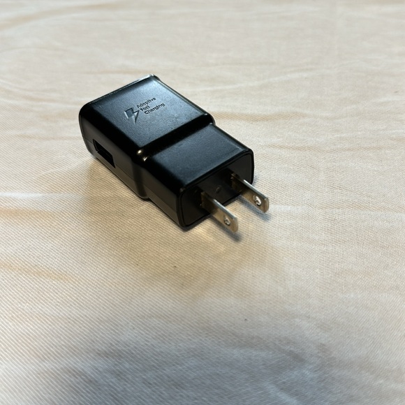 Samsung Block Charger - Picture 3 of 3